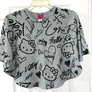 Hello Kitty oversized top